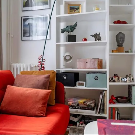 Charming Quiet Near Montmartre Apartment *