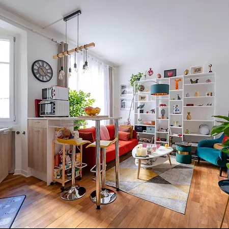 Charming Quiet Near Montmartre *